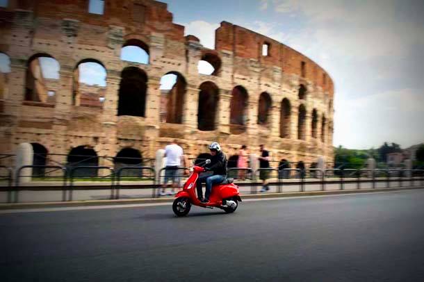 Rome-tours-with-a-rented-scooter
